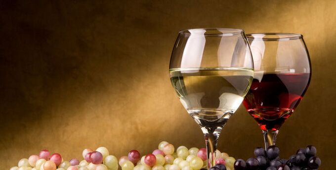 białe i czerwone wino podczas odchudzania